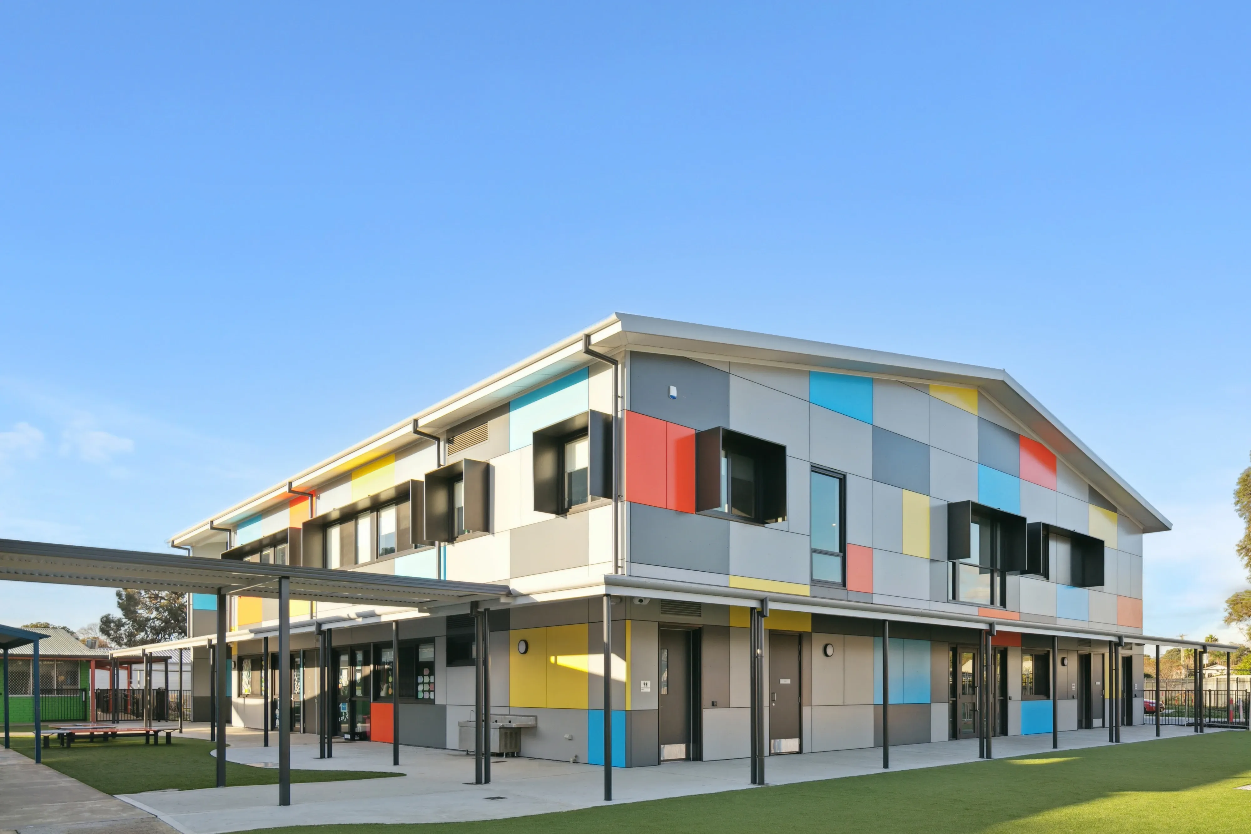 Photo of completed primary school building at Fountain College